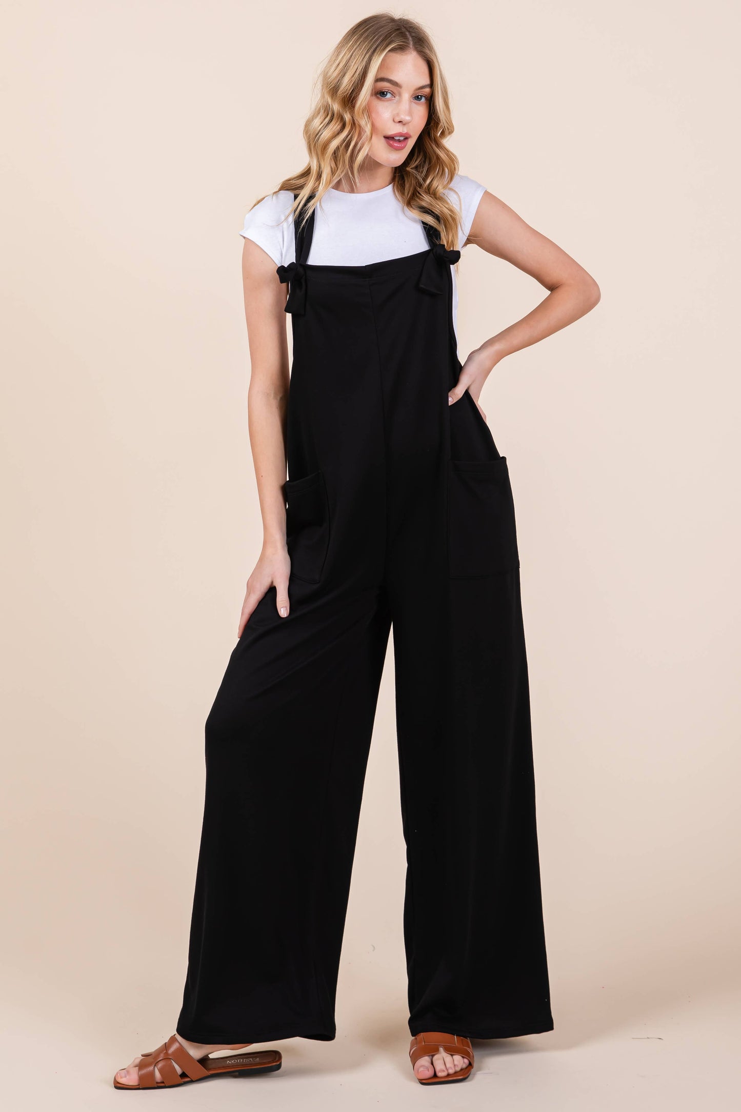 SOLID POCKET ROMPER