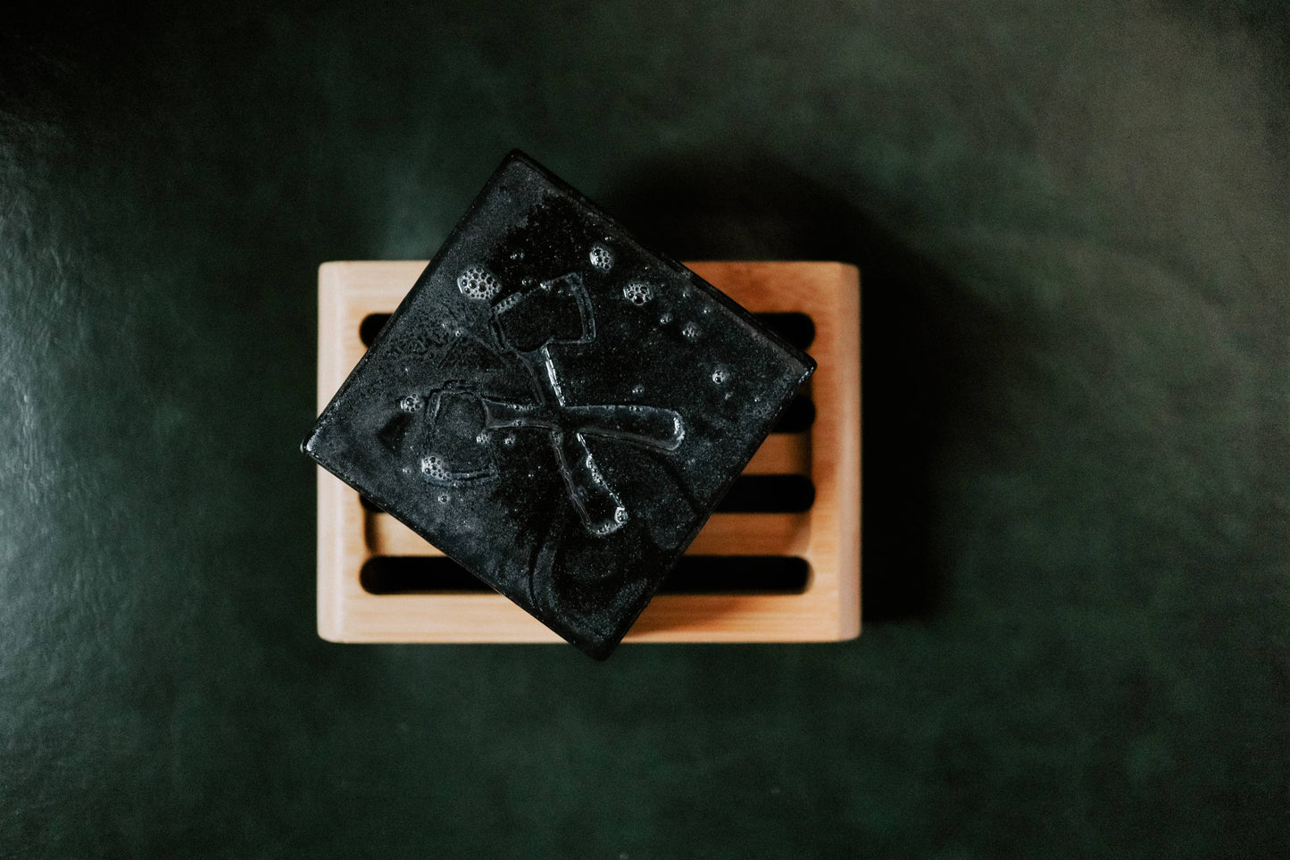 ❄️Stocking stuffer ⚫ Charcoal Soap - Bear - Mens
