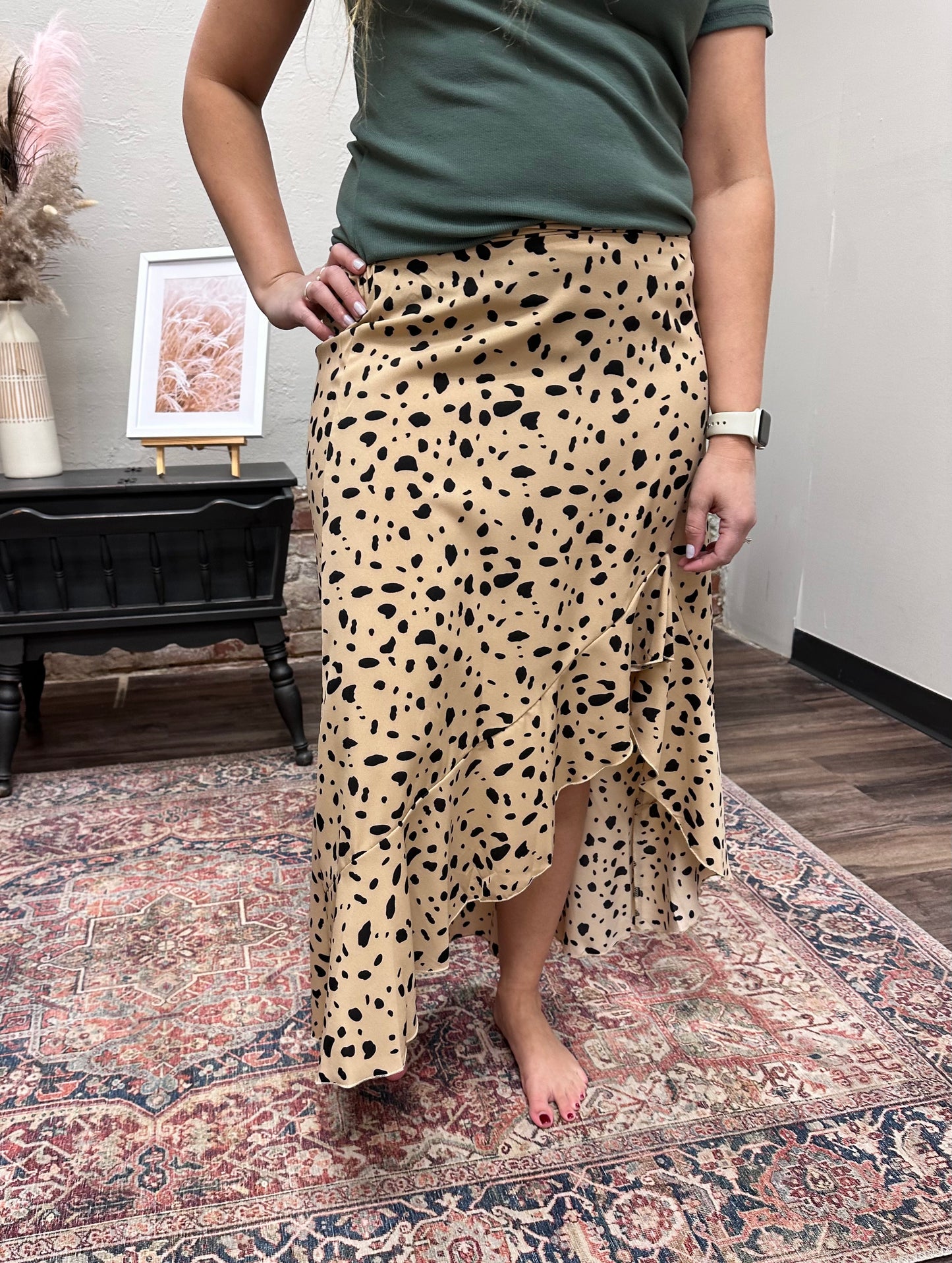 Ruffled midi cheetah skirt