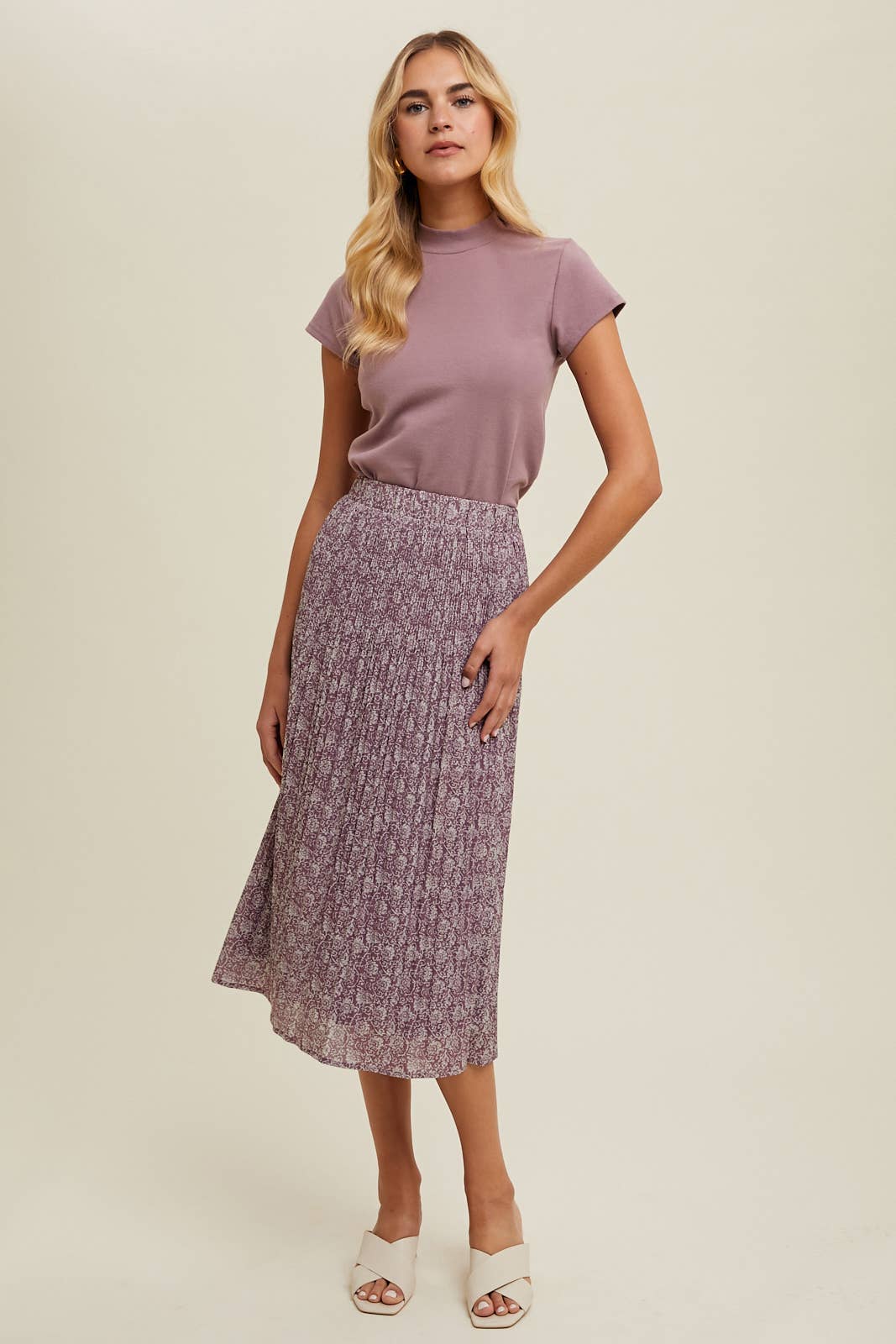 MOCK NECK CAP SLEEVE