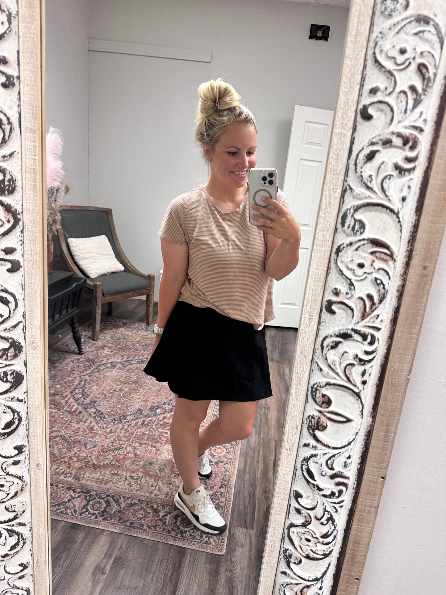 Black active side pleat skort