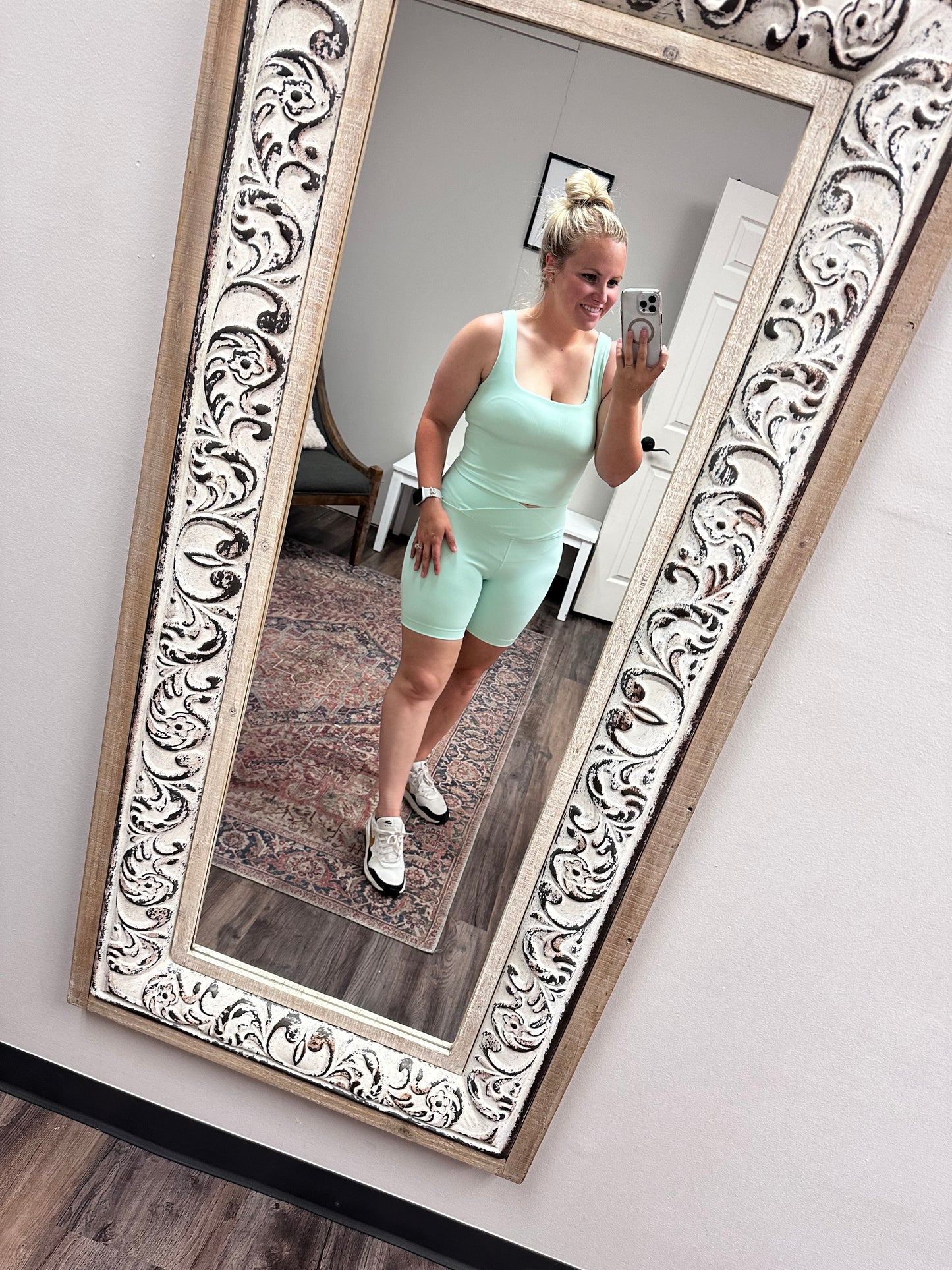 Morning mint crop top