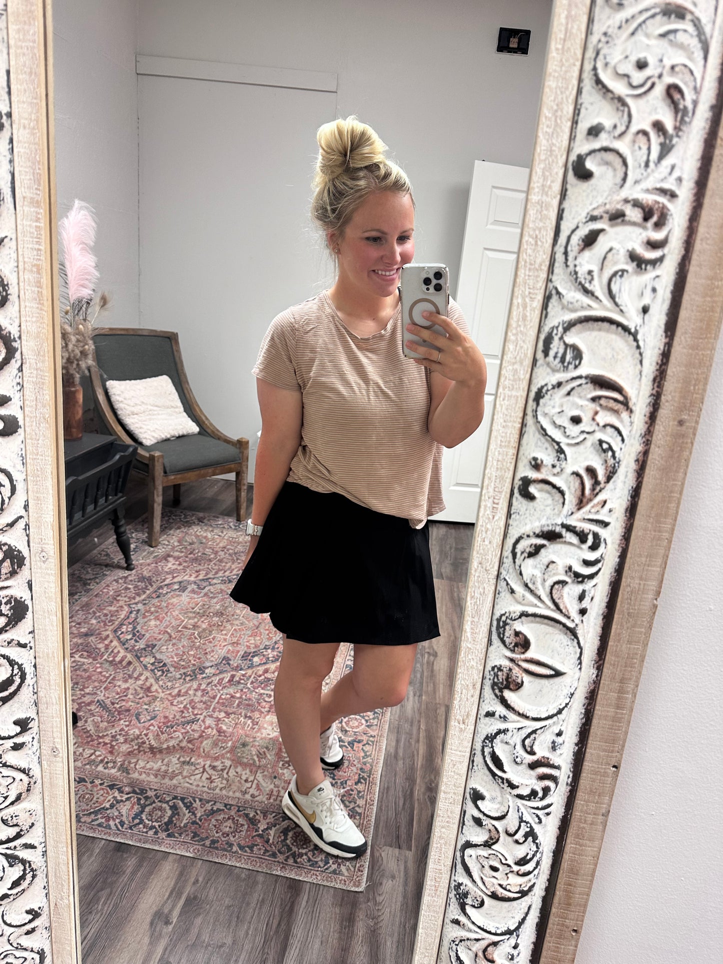 Black active side pleat skort