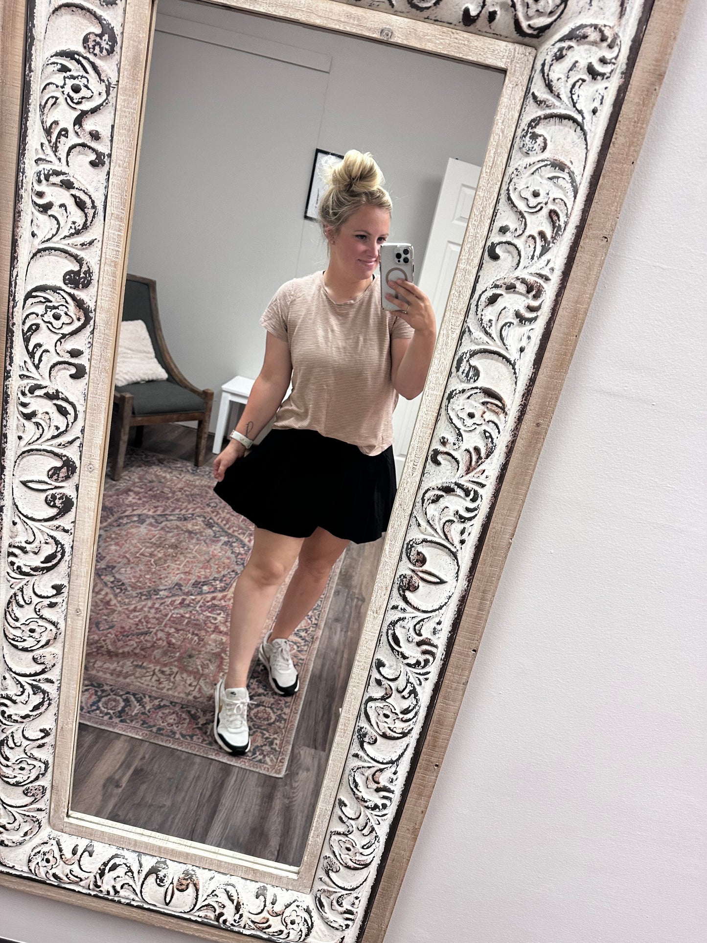 Black active side pleat skort