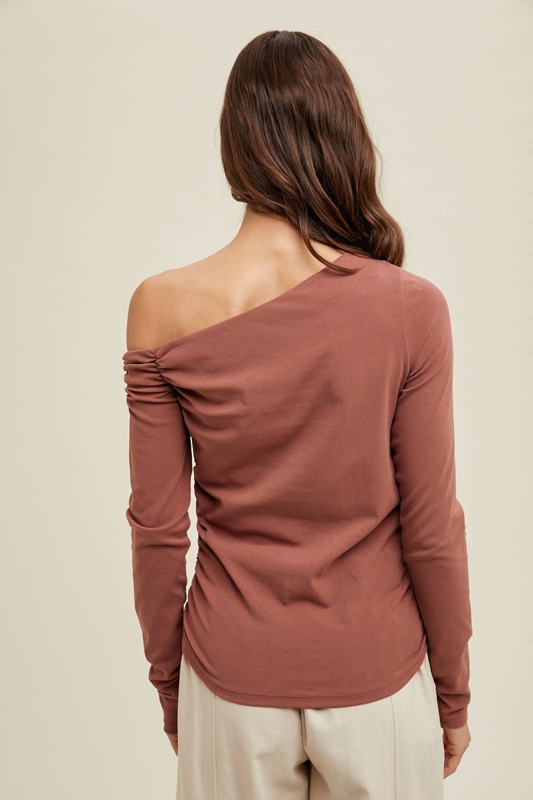 ASYMMETRICAL NECK TOP