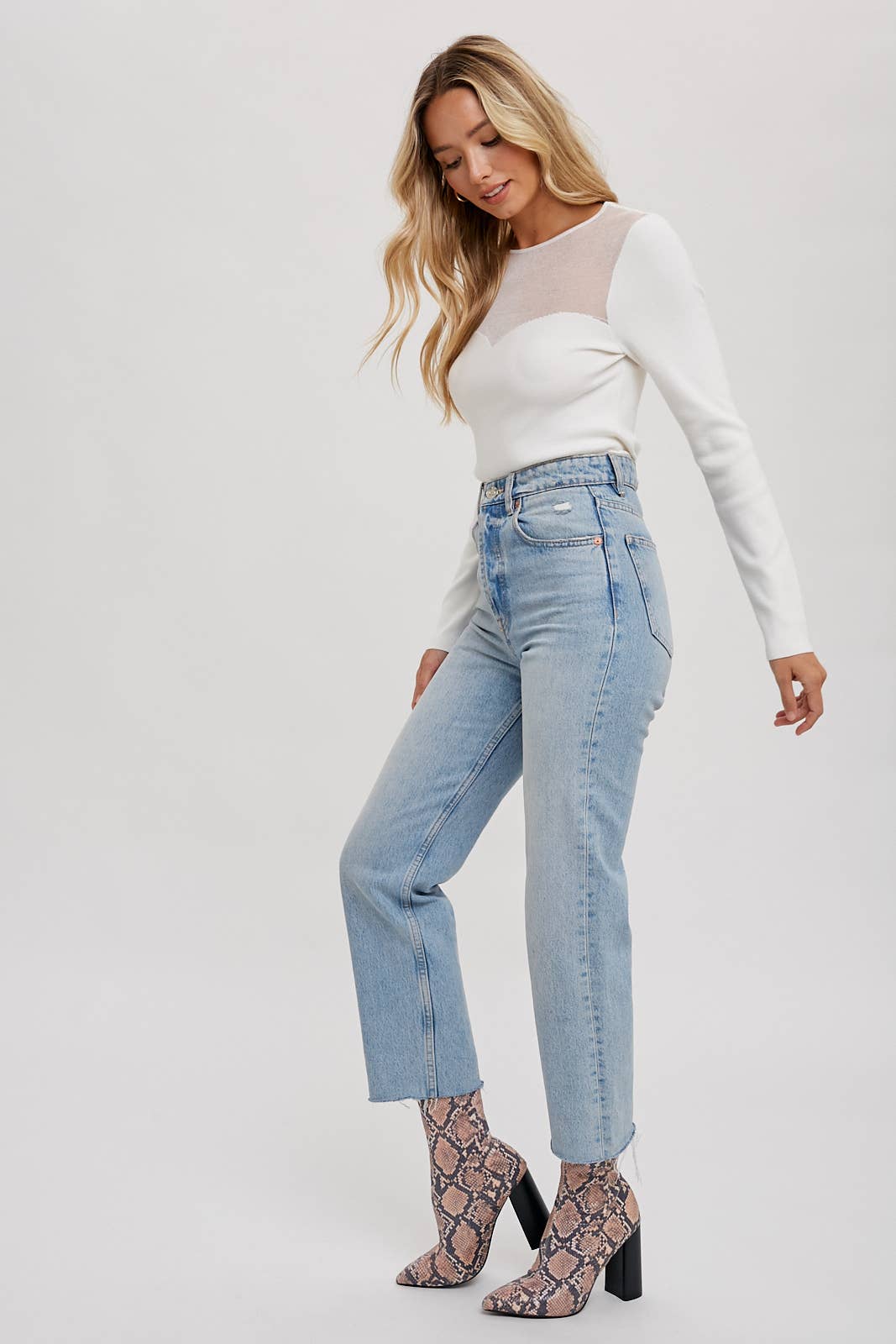 SEMI SHEER SWEETHEART NECK TOP