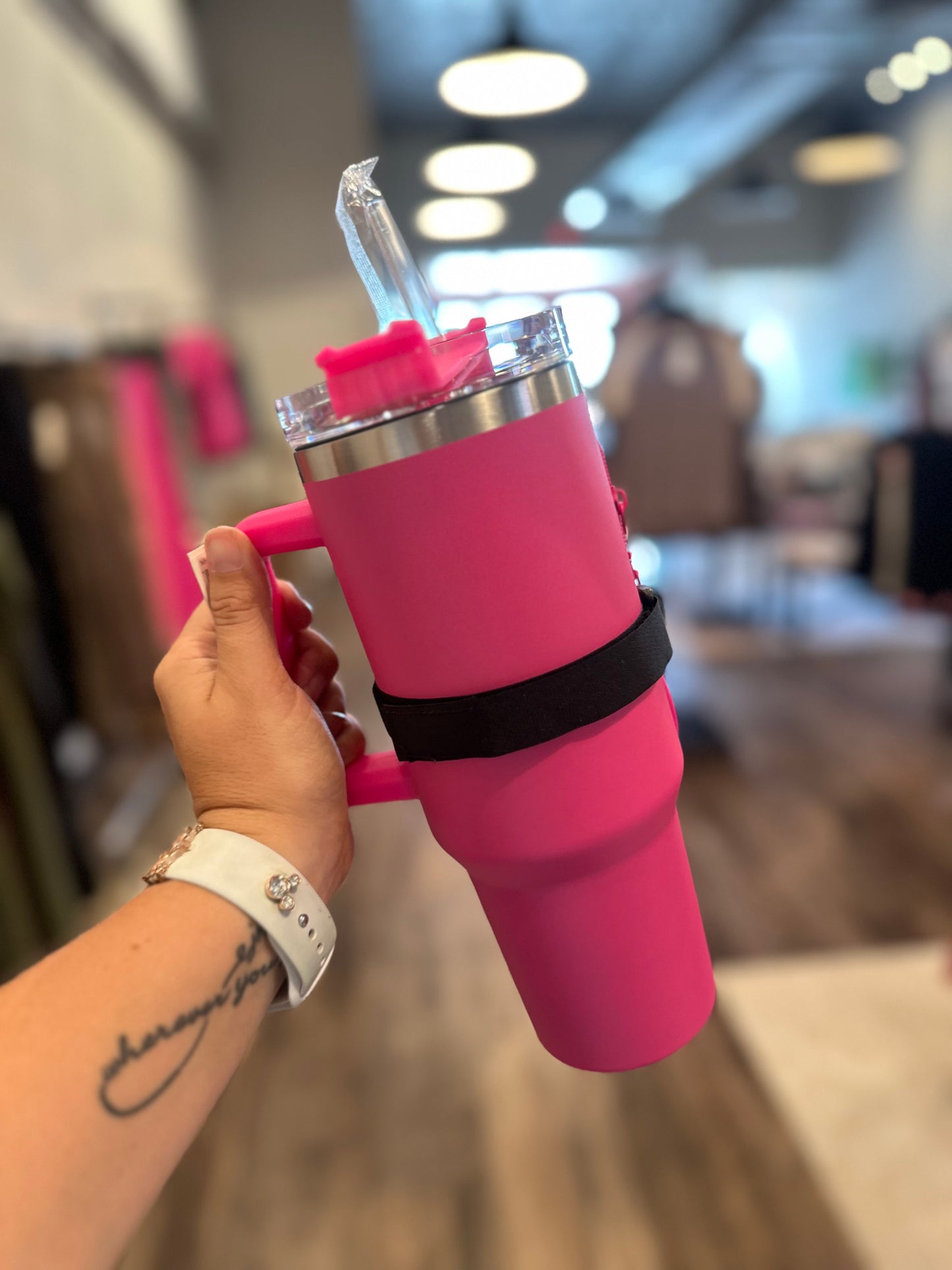 Hot pink stainless steel tumbler with zipper pouch combo