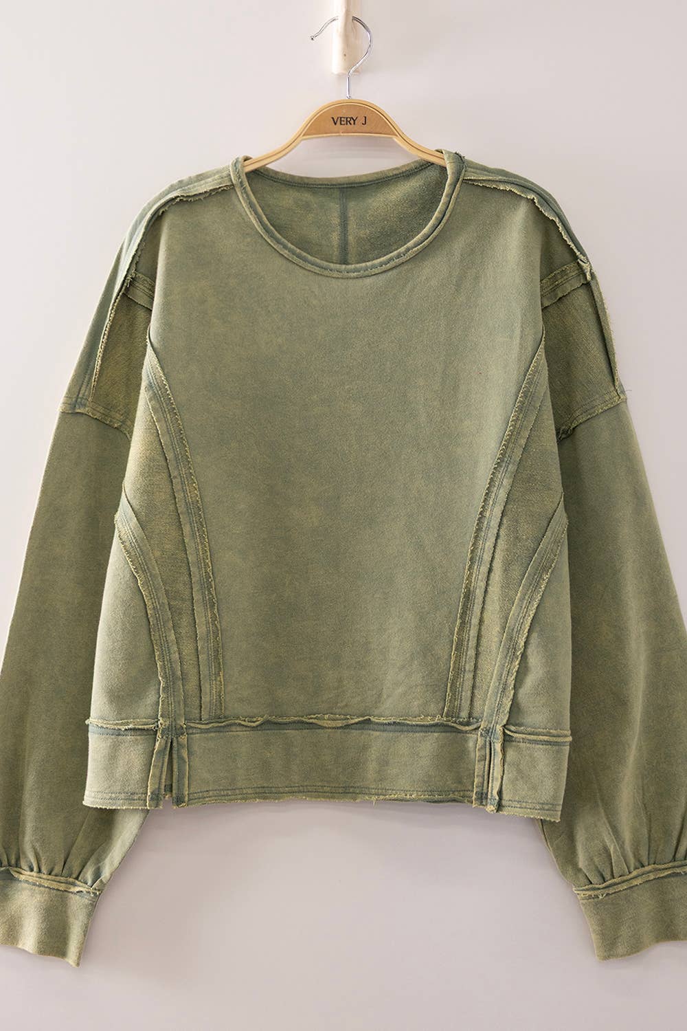 NT12806-Vintage Washed Raw Edge Top