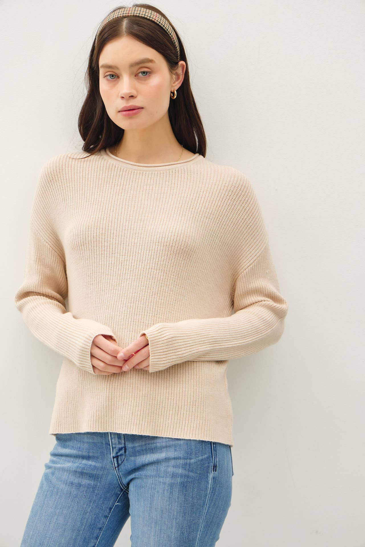 SOFT WAFFLE KNIT RAW HEM SWEATER