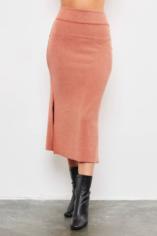 SIDE SLIT SKIRT