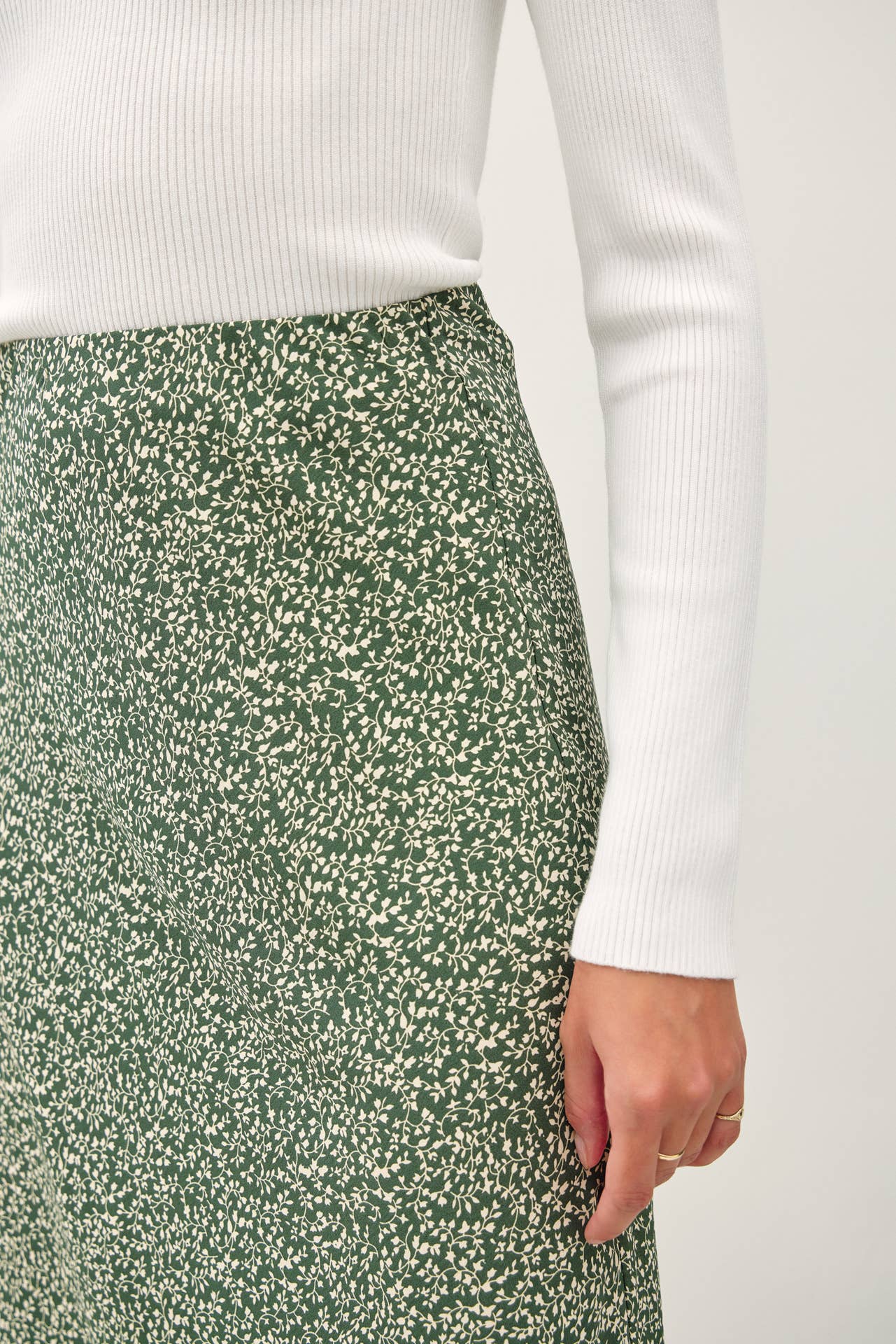 PRINT MIDI SKIRT WITH ELASTIC WAISTBAND