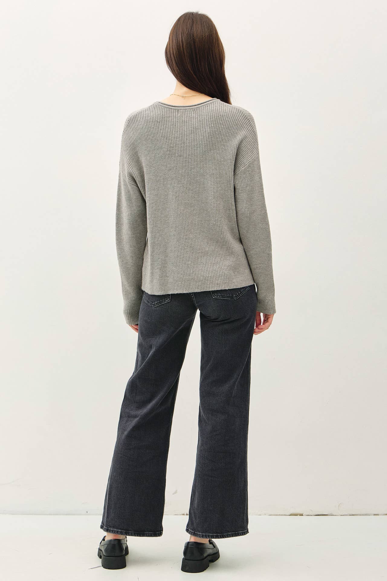 SOFT WAFFLE KNIT RAW HEM SWEATER