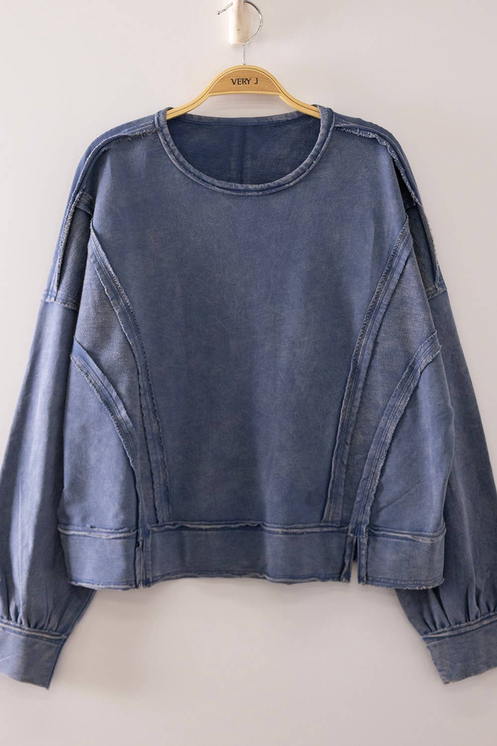 NT12806-Vintage Washed Raw Edge Top