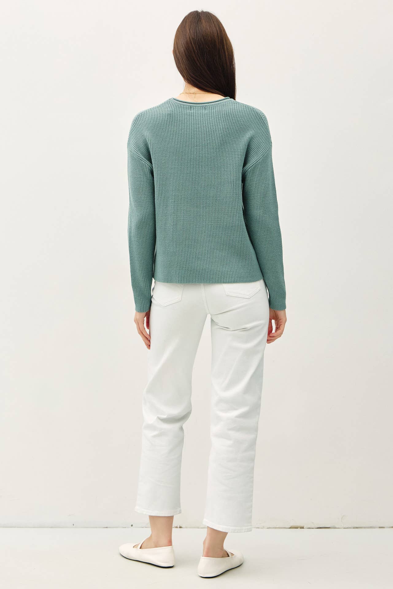 SOFT WAFFLE KNIT RAW HEM SWEATER