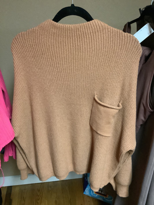 Light brown sweater with pocket