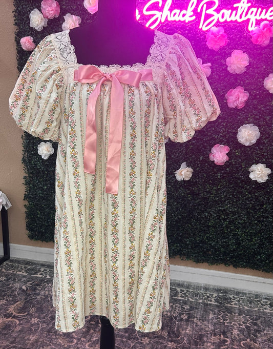 Floral Lace Front Bow Tied Dress