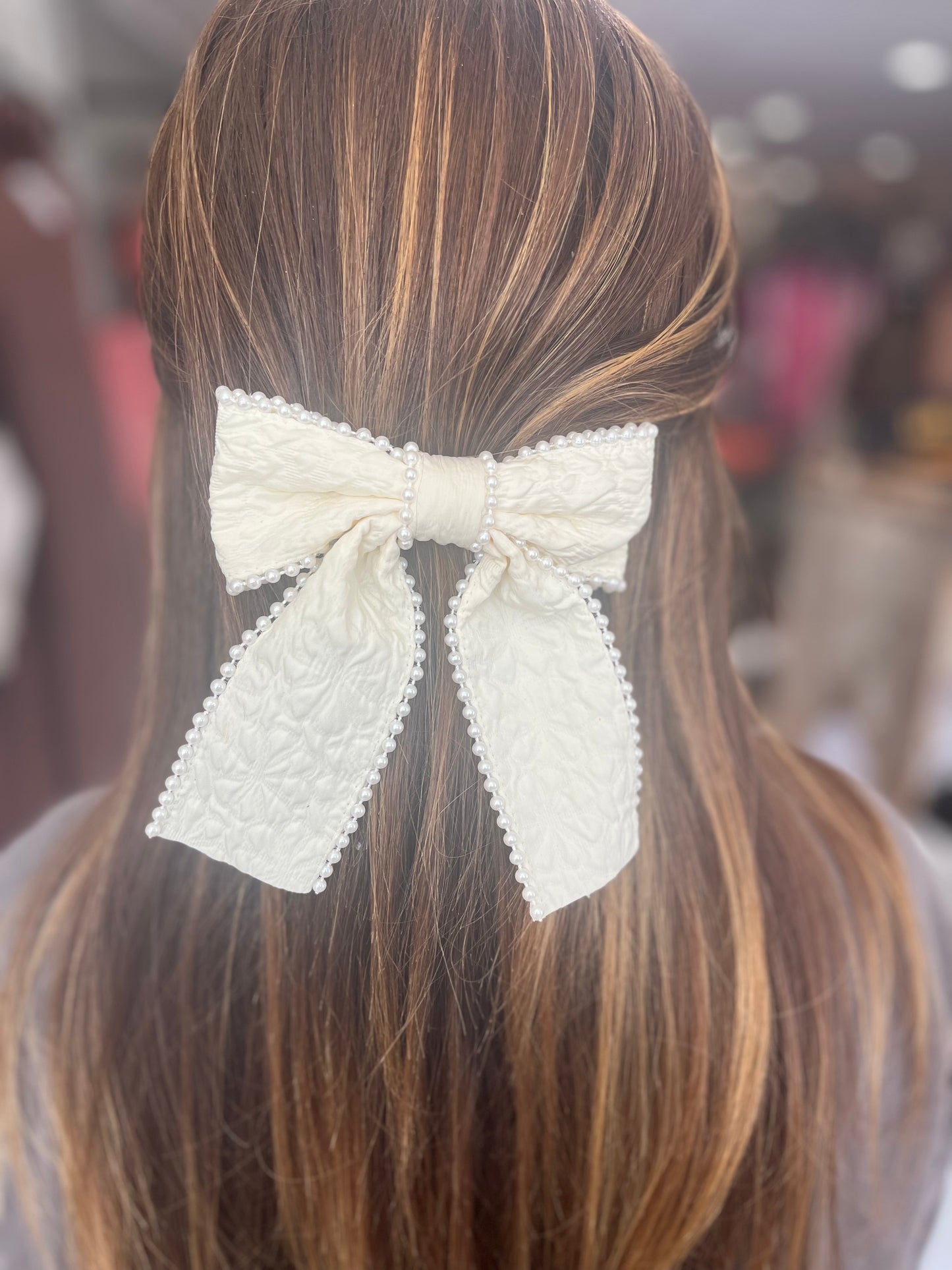 Pearl Glitzy Bow