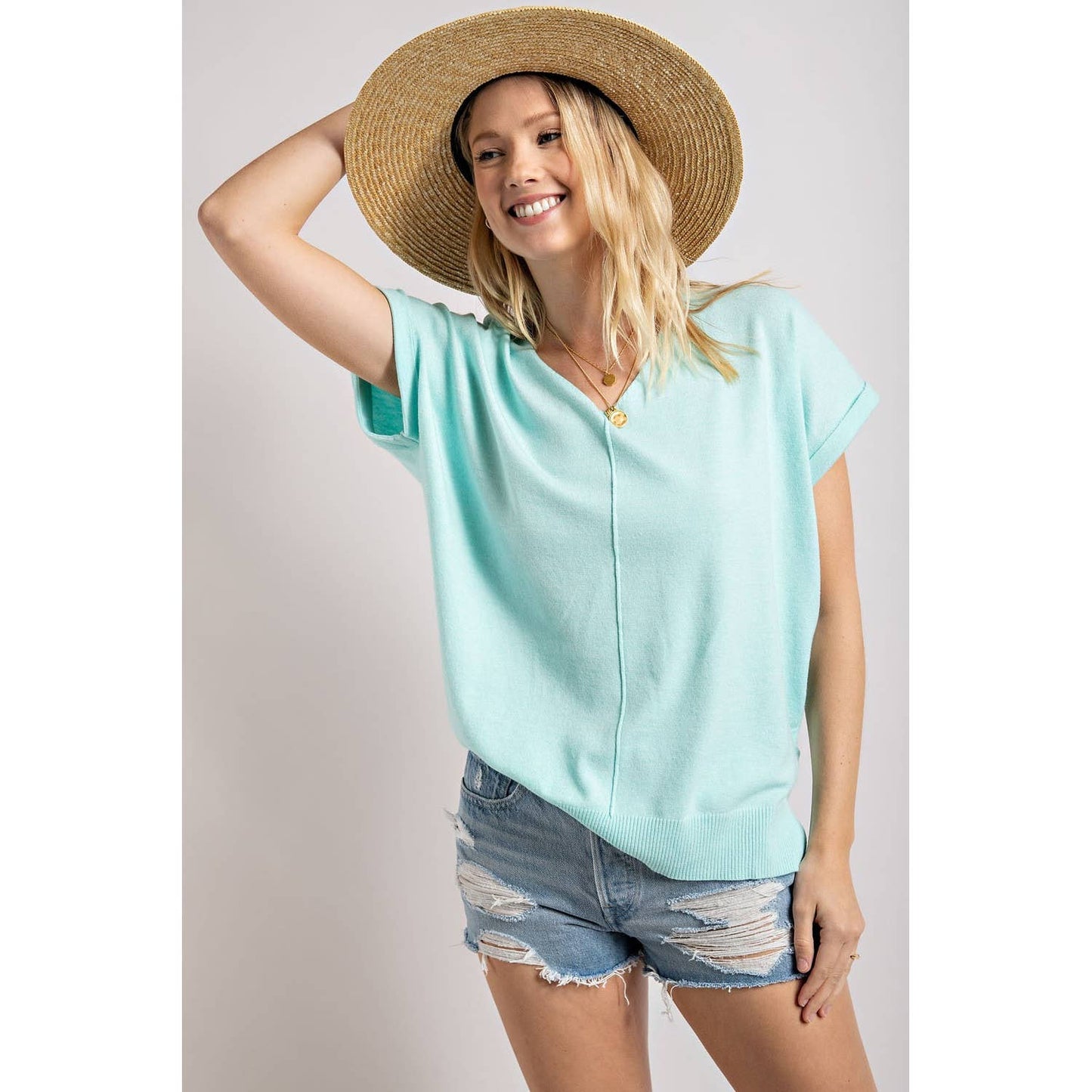 LIGHT KNIT V NECK SLEEVELESS TOP WITH FRONT SEAM