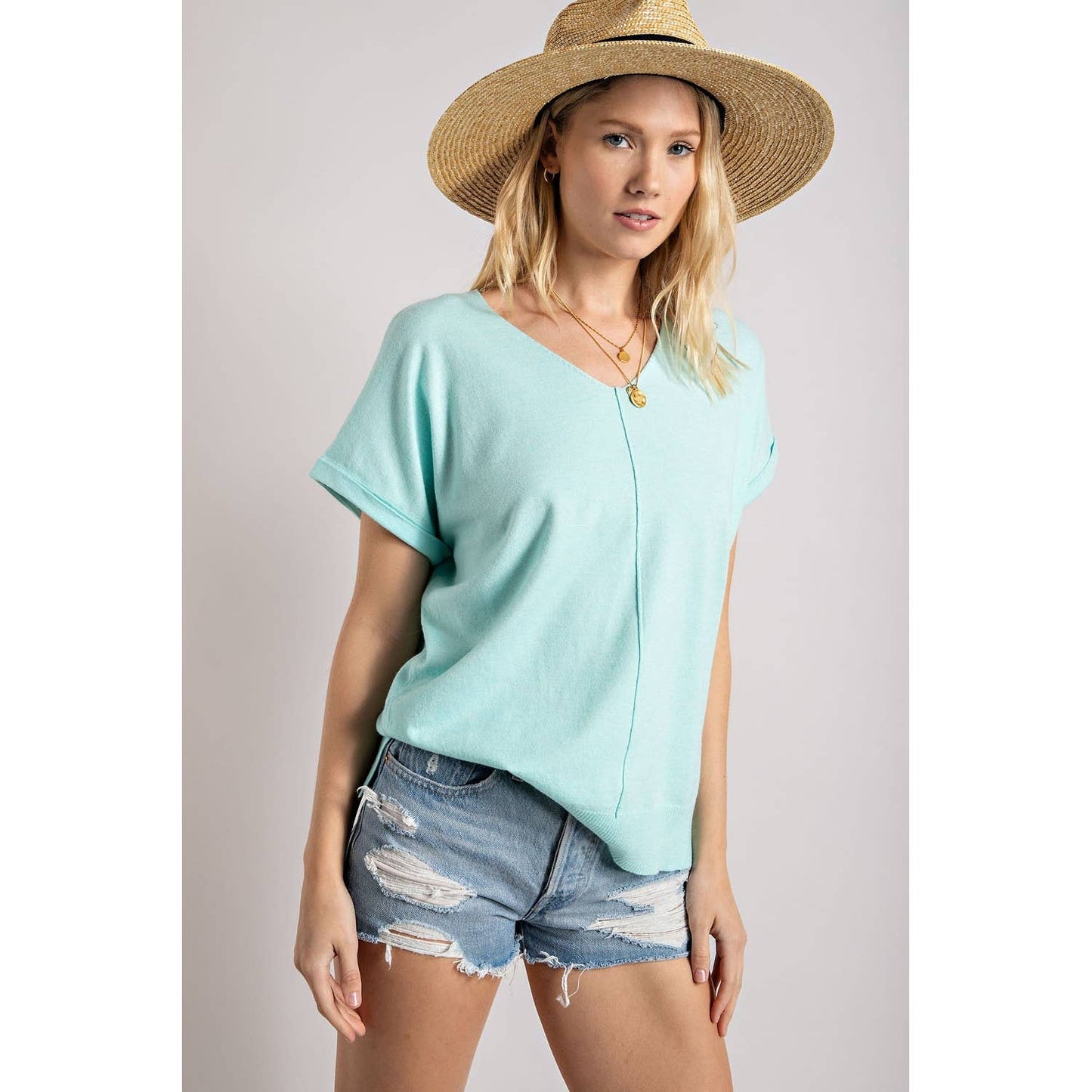 LIGHT KNIT V NECK SLEEVELESS TOP WITH FRONT SEAM
