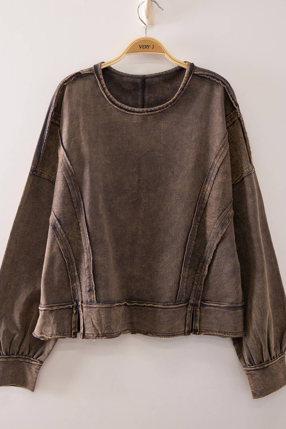NT12806-Vintage Washed Raw Edge Top