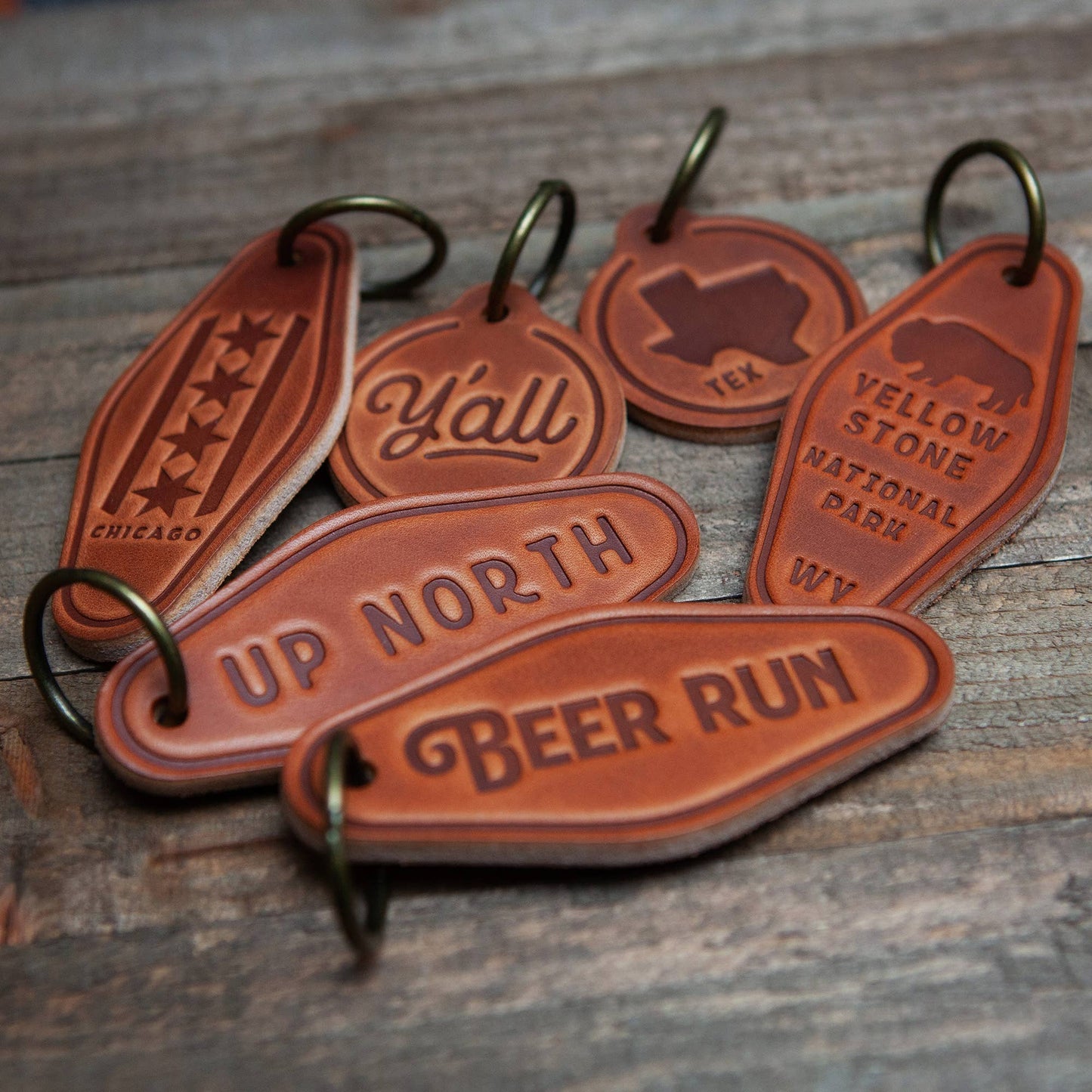 Oklahoma State Silhouette Leather Keychain Circle
