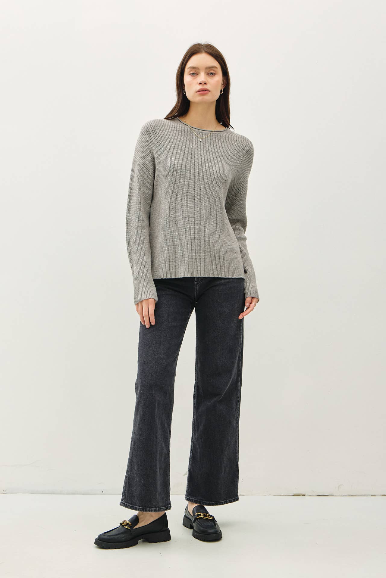 SOFT WAFFLE KNIT RAW HEM SWEATER